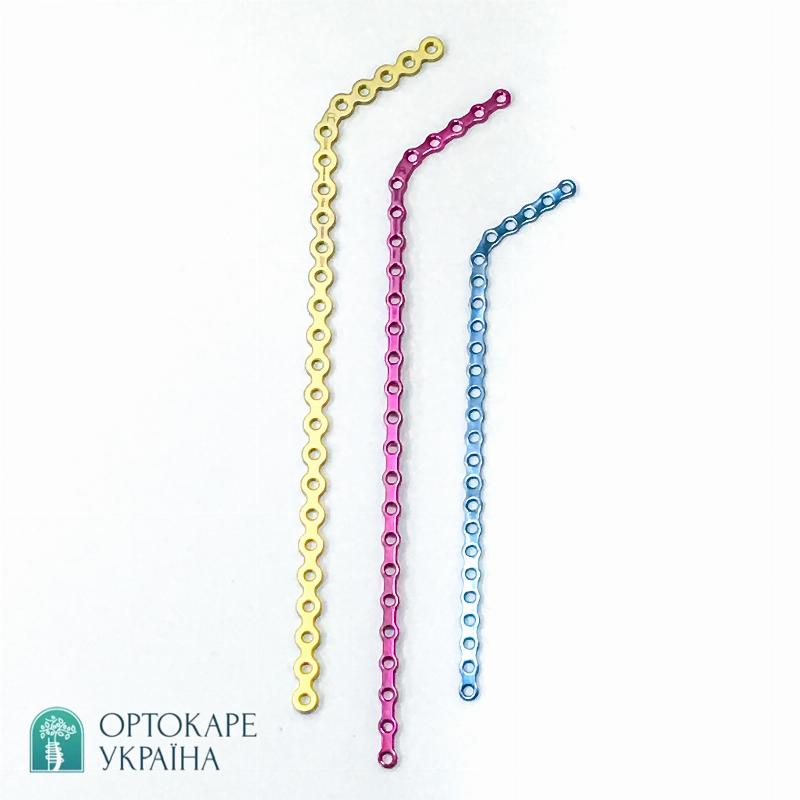 Пластина для реконструкції нижньої щелепи 5+20 отворів, під кутом, ліва, 2,8 мм